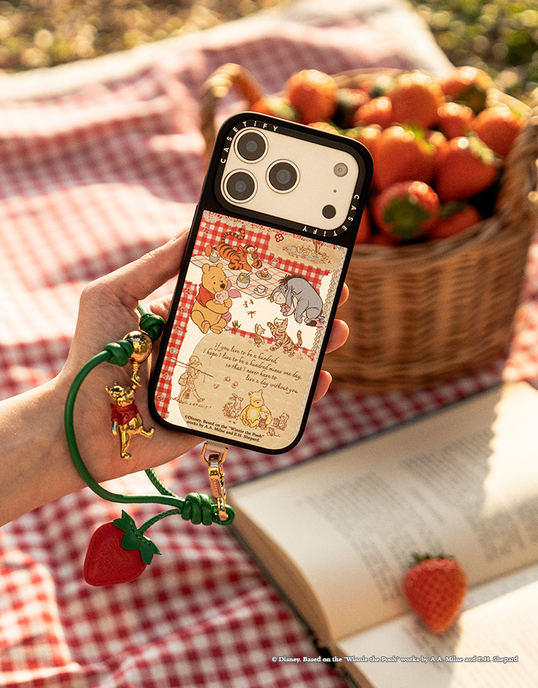 Disney Winnie The Pooh | CASETiFY